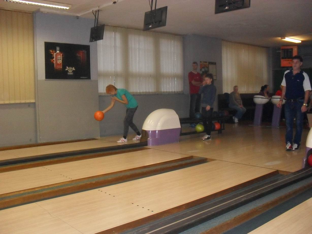 VÍKENDOVÝ BOWLING 05