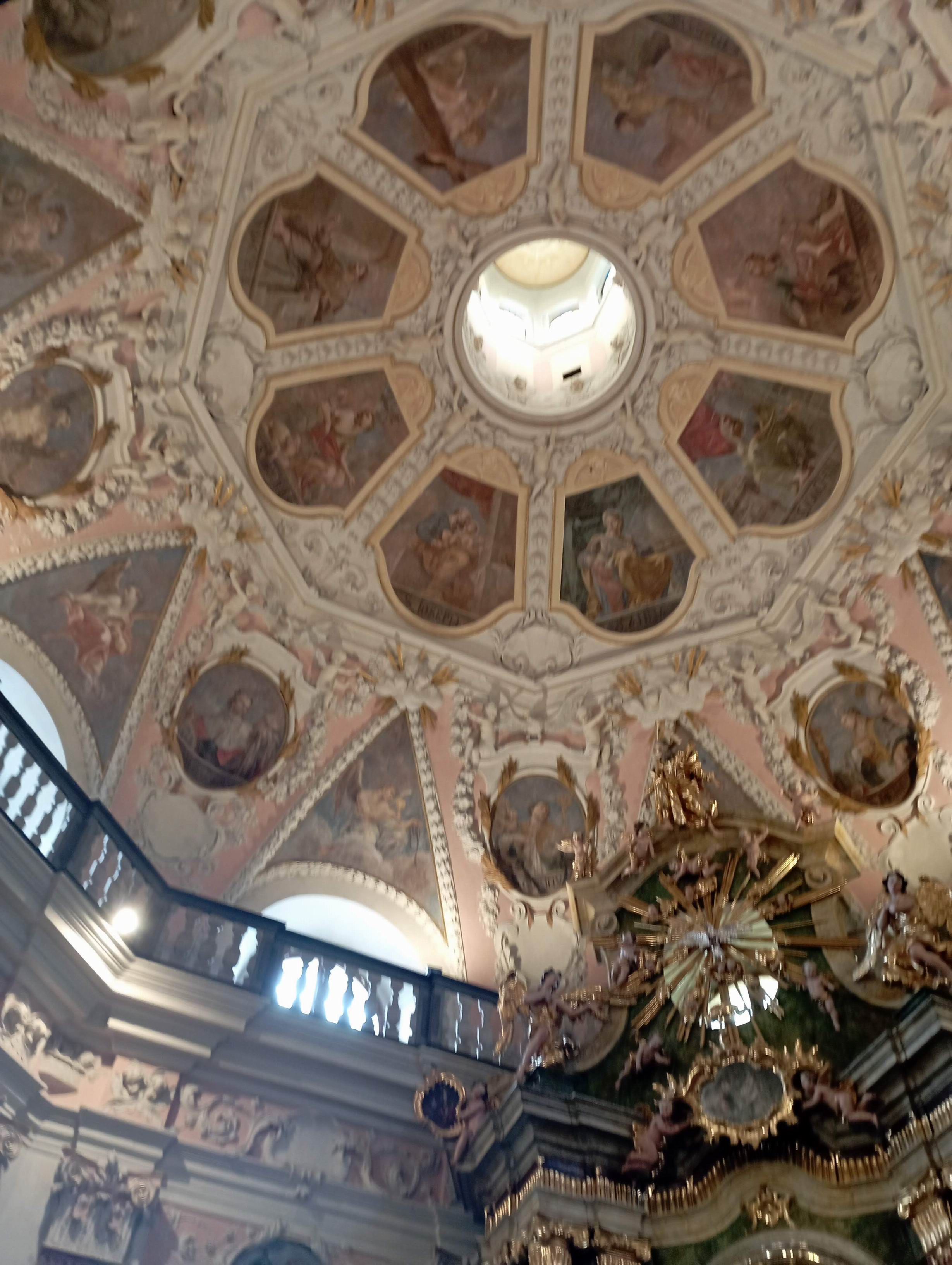 15 KOSTEL SV. JAKUBA