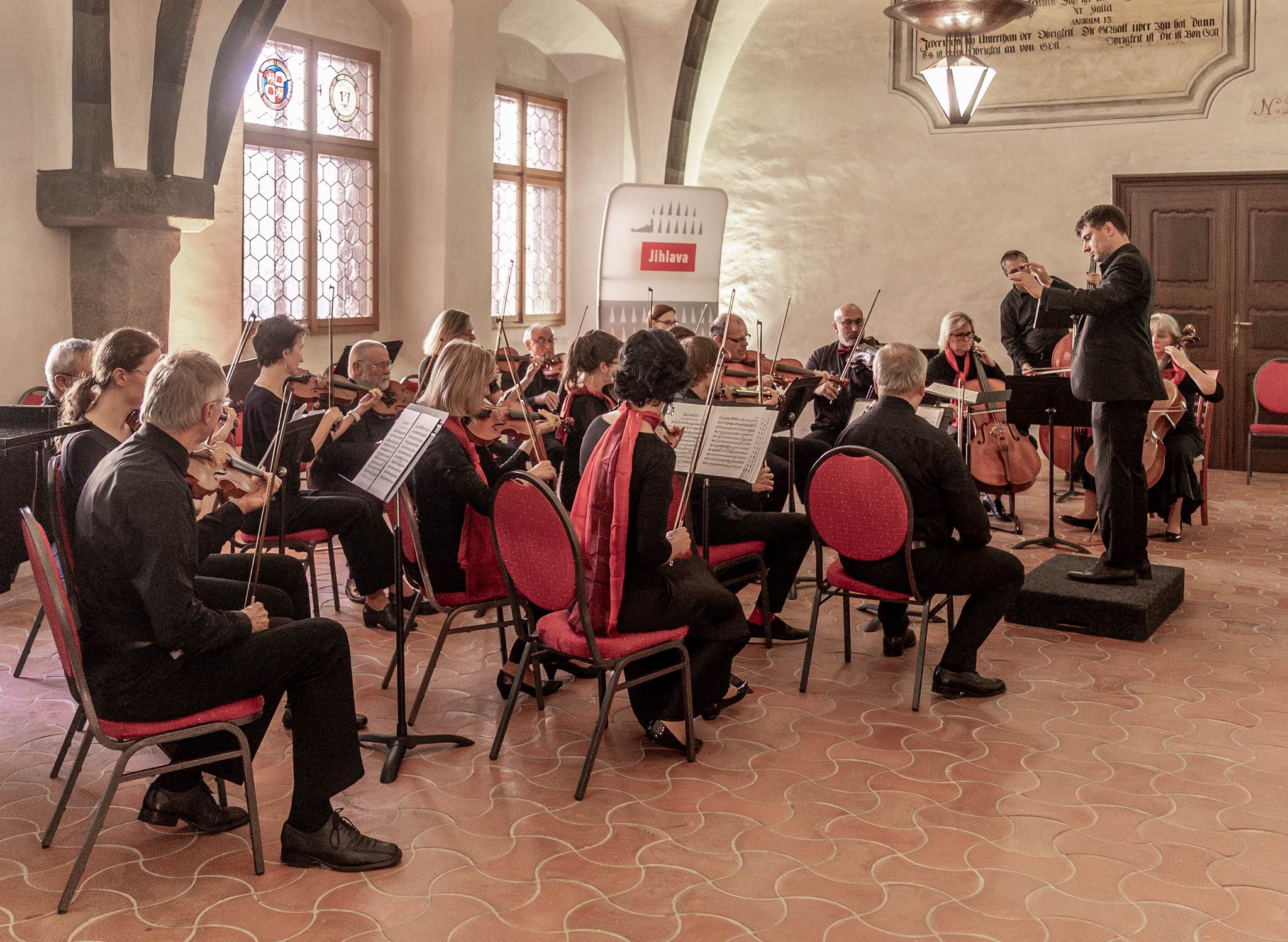 15 BENEFIČNÍ KONCERT