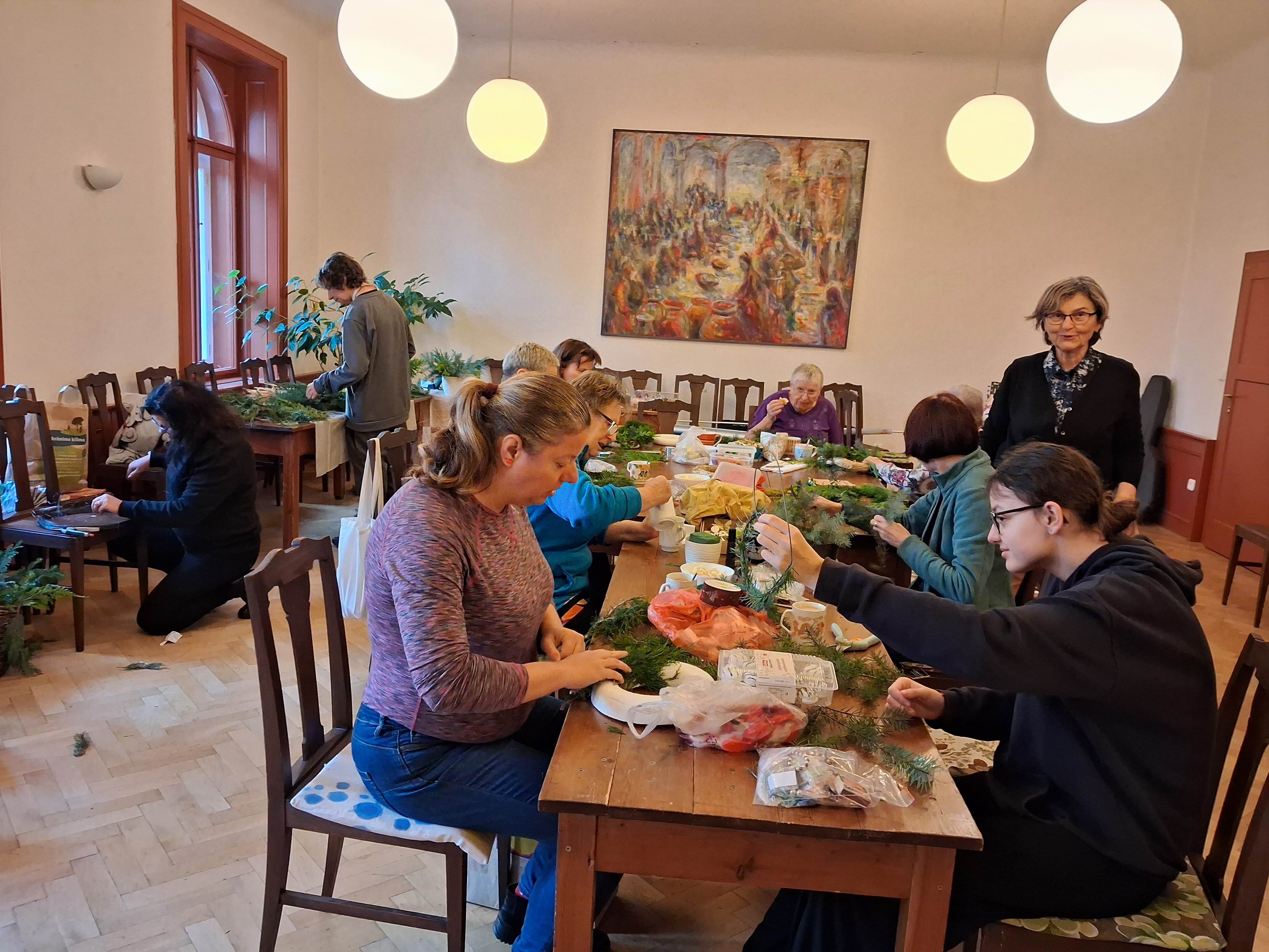 02 ADVENTNÍ VĚNCE - PRACOVNÍ TERAPIE