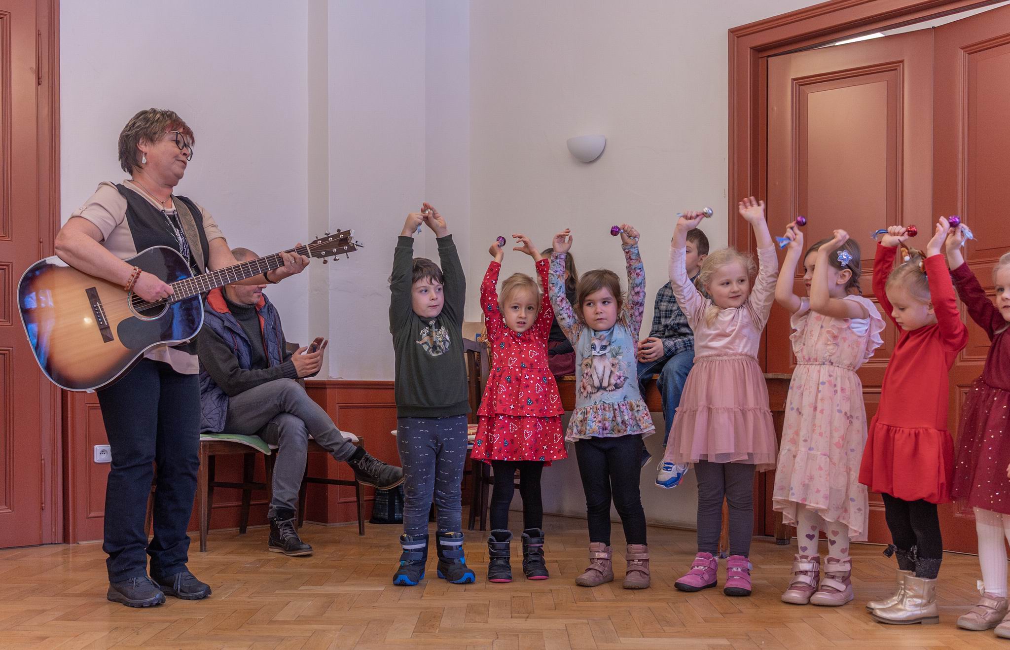 004 MIKULÁŠSKÉ POSEZENÍ