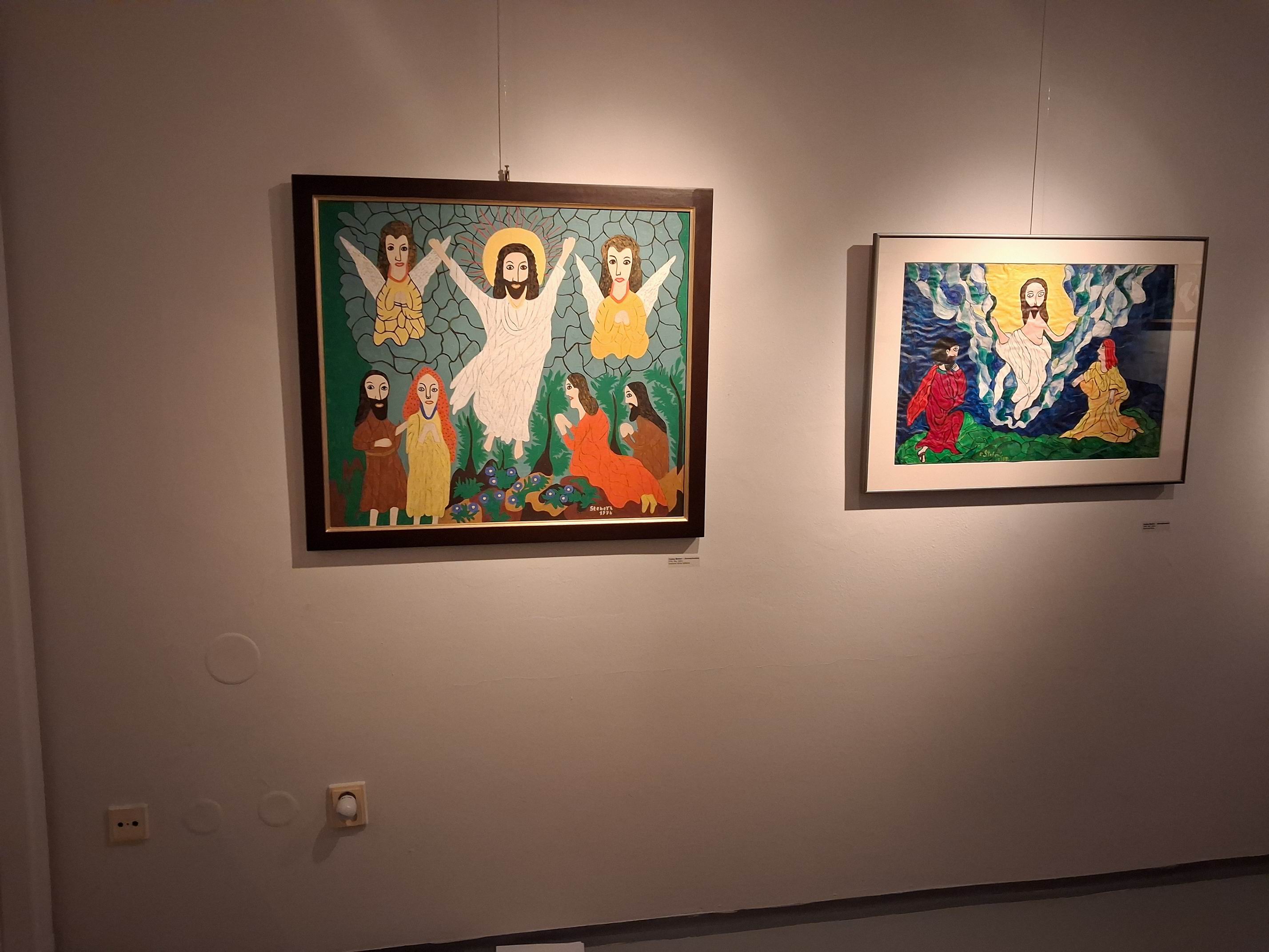 13 PŘÍBĚHY RADOSTI