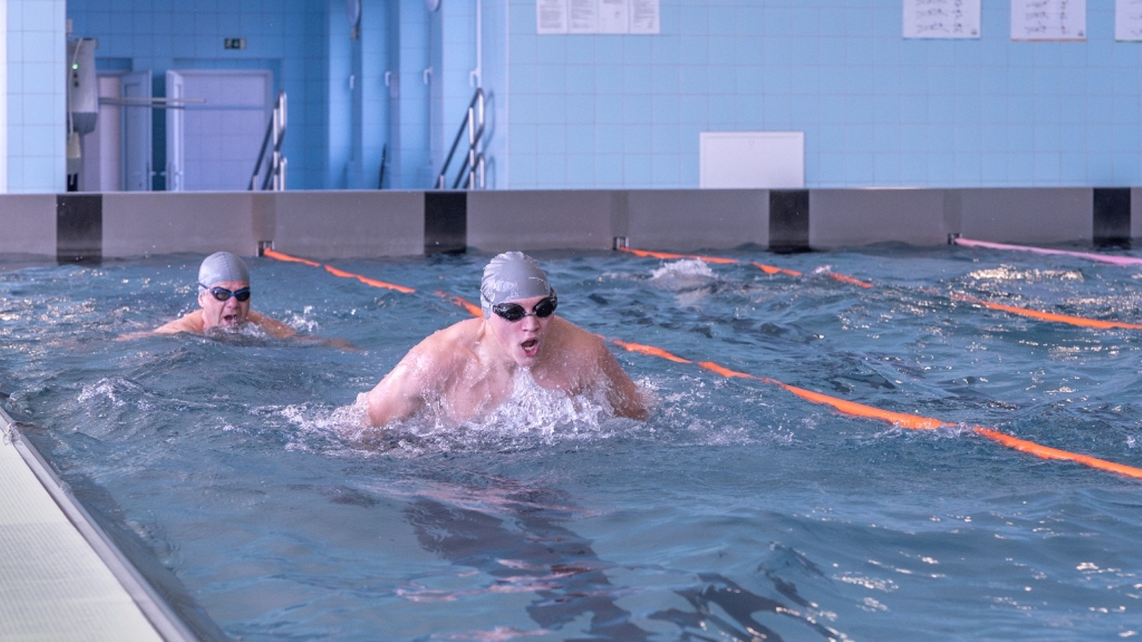 007 NAŠE PLAVÁNÍ PŘES COOKOVU ÚŽINU