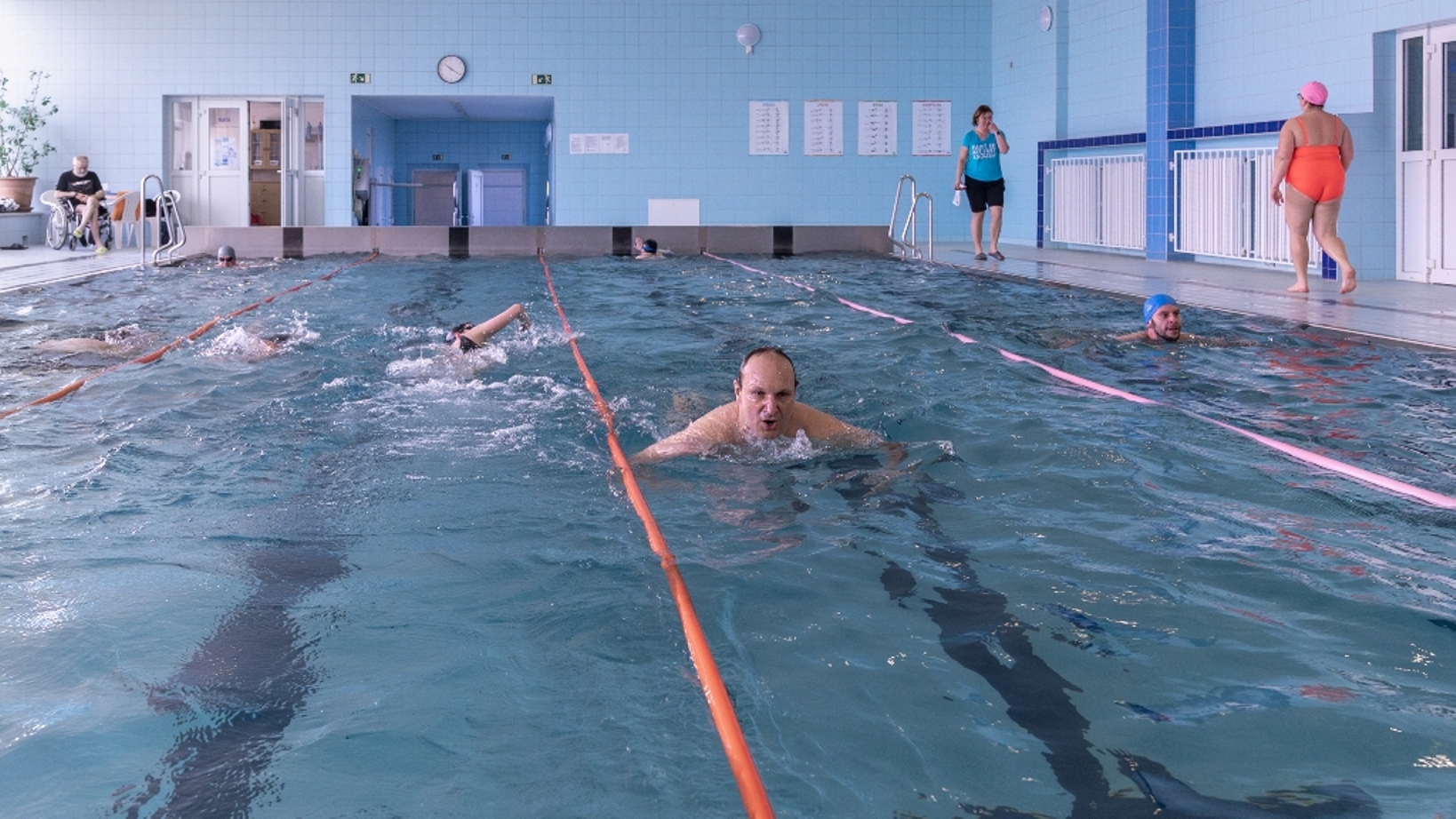 012 NAŠE PLAVÁNÍ PŘES COOKOVU ÚŽINU