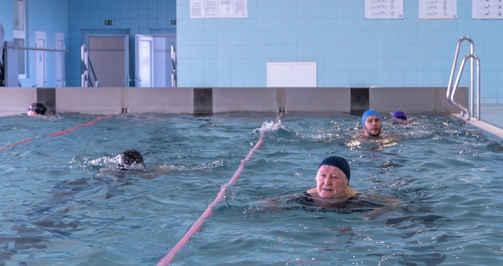 024 NAŠE PLAVÁNÍ PŘES COOKOVU ÚŽINU