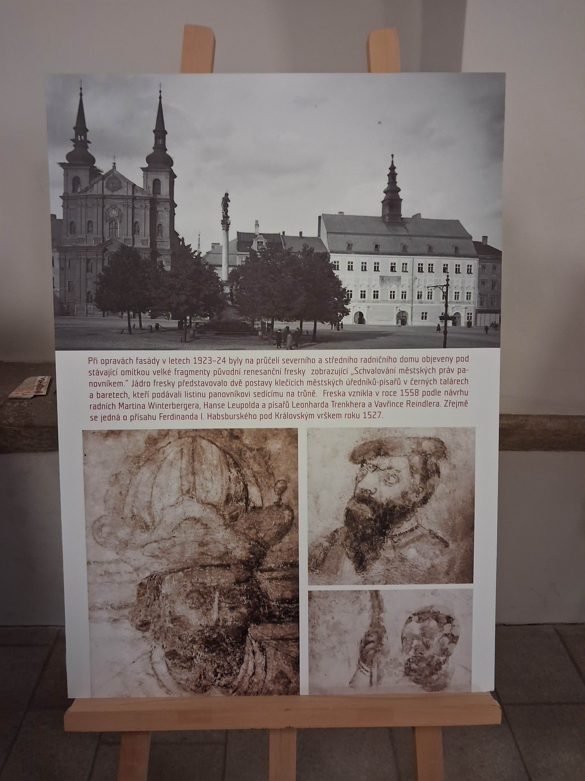 010 600 LET JIHLAVSKÉ RADNICE