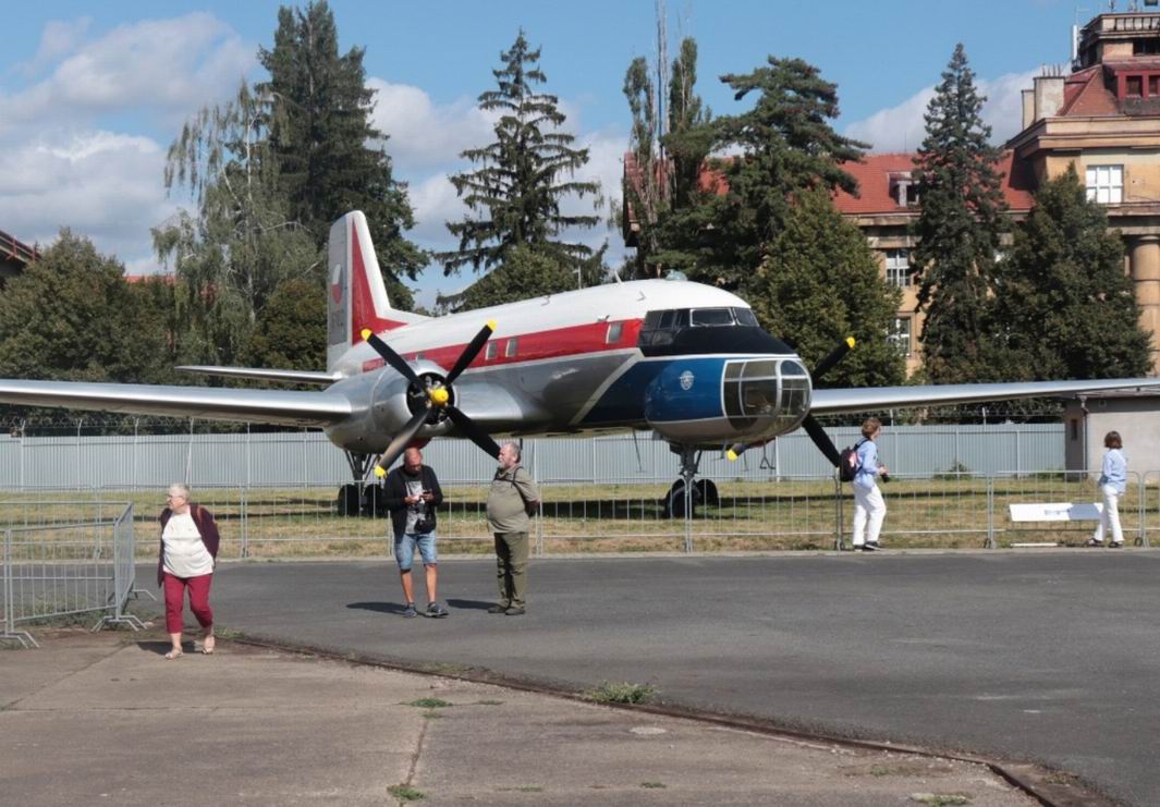 014. letecké muzeum Kbely a zámek Veltrusy