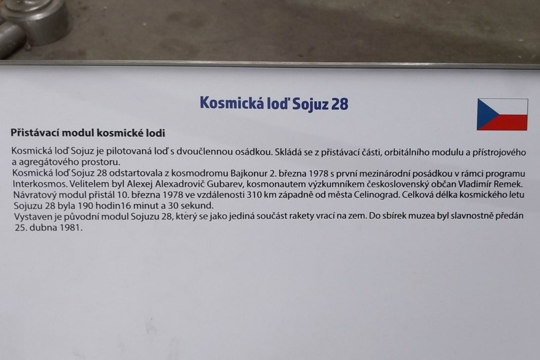 023. letecké muzeum Kbely a zámek Veltrusy