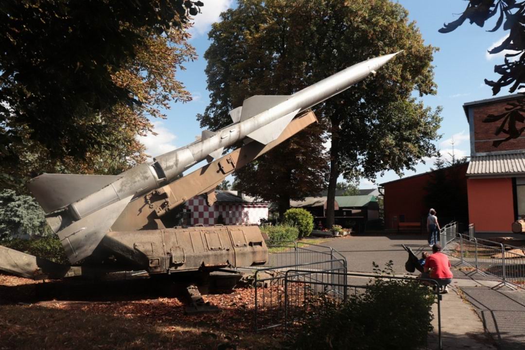 027. letecké muzeum Kbely a zámek Veltrusy