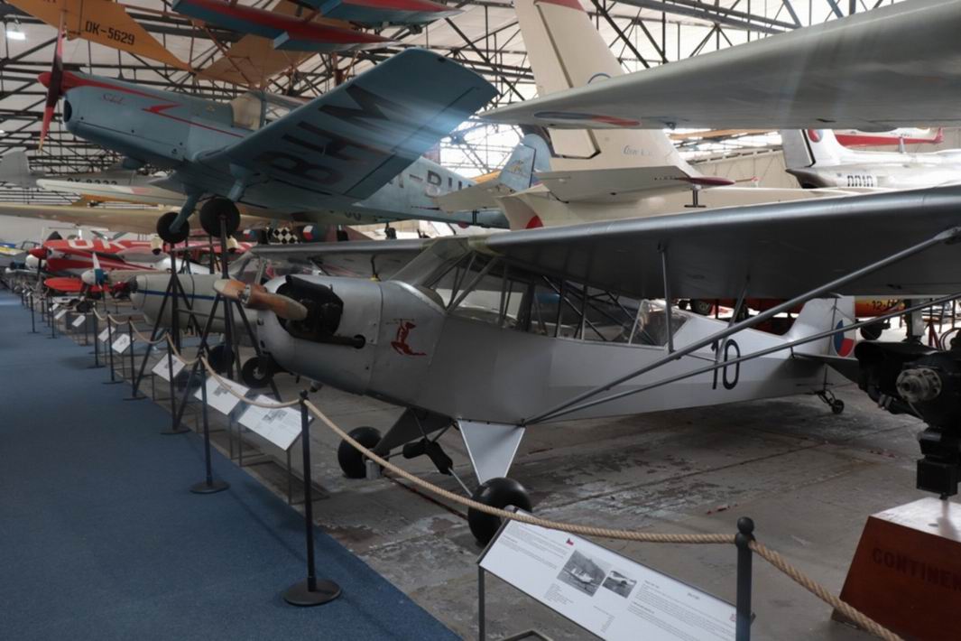 031. letecké muzeum Kbely a zámek Veltrusy