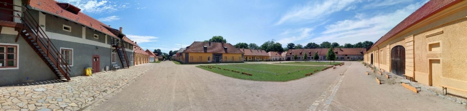 058. letecké muzeum Kbely a zámek Veltrusy