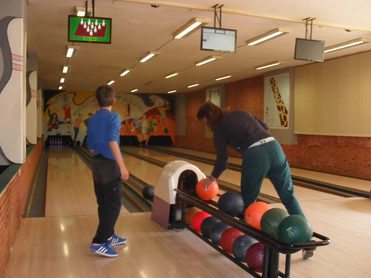 2015 jaro bowling 11