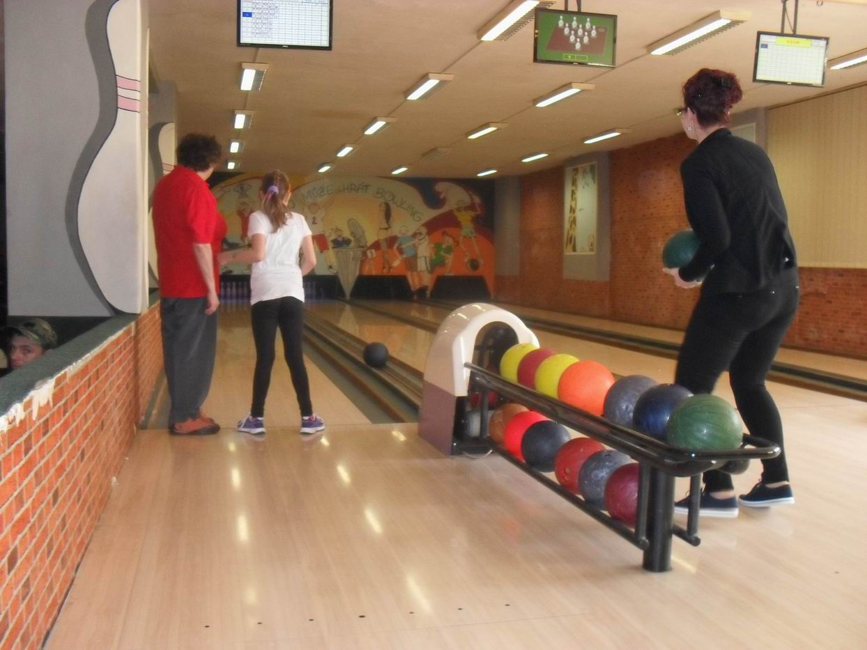 2015 jaro bowling 17