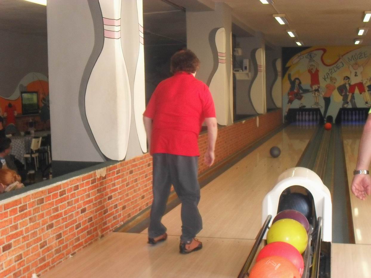 2015 jaro bowling 24